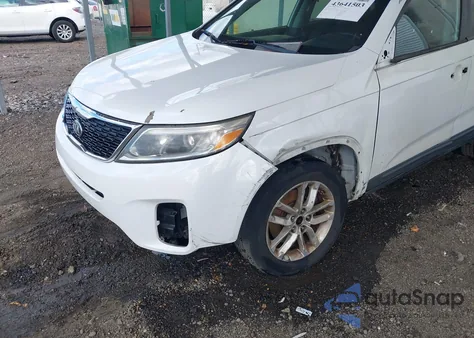2015 Kia Sorento Lx from USA, damaged, VIN 5XYKT3A63FG581596